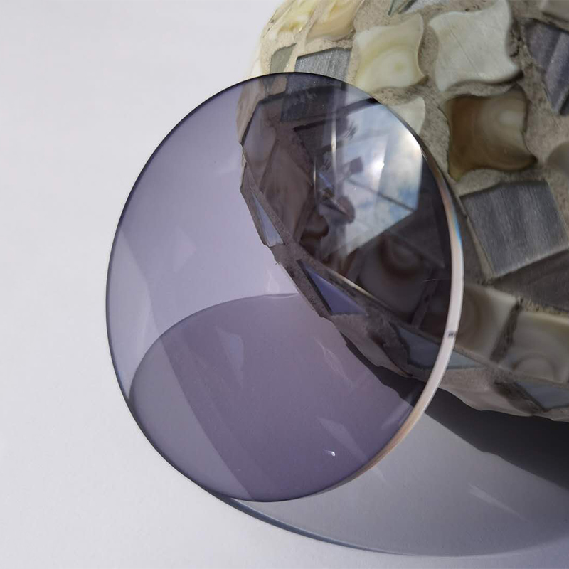 1.67 meekleurende lens SHMC