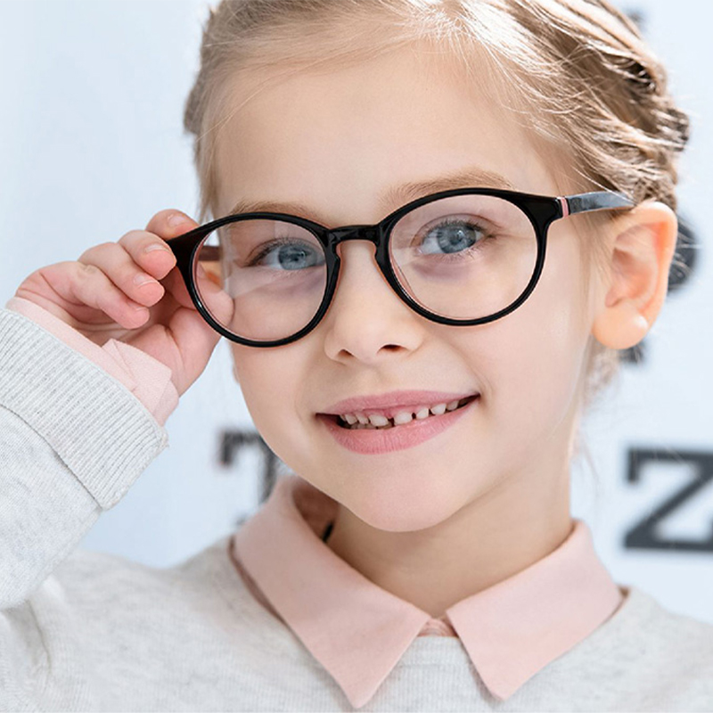 Achthoekige ronde bijziendheidscontrolelens